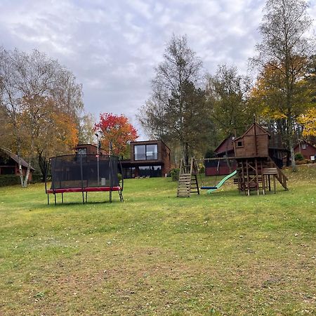Domek Caloroczny Hawaje Nad Jeziorem Kazub Cieciorka Buitenkant foto