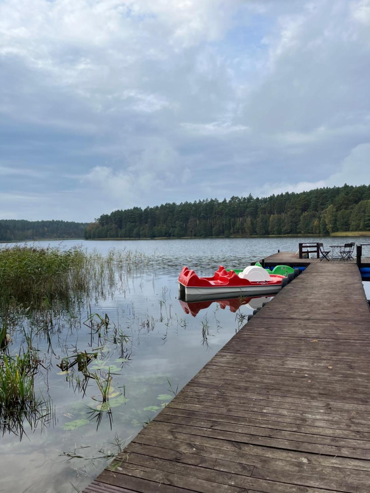 Domek Caloroczny Hawaje Nad Jeziorem Kazub Cieciorka Buitenkant foto