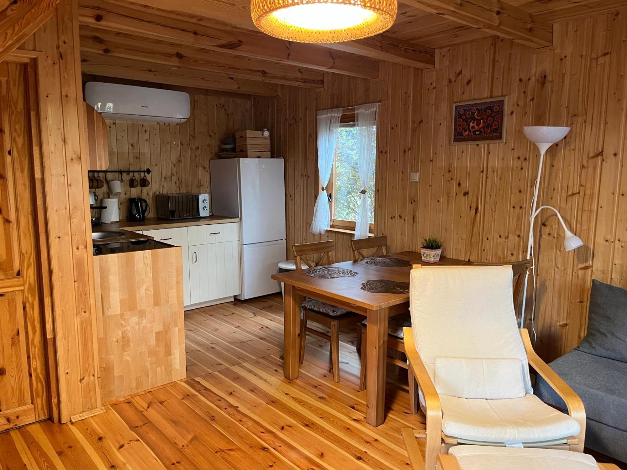 Domek Caloroczny Hawaje Nad Jeziorem Kazub Cieciorka Buitenkant foto