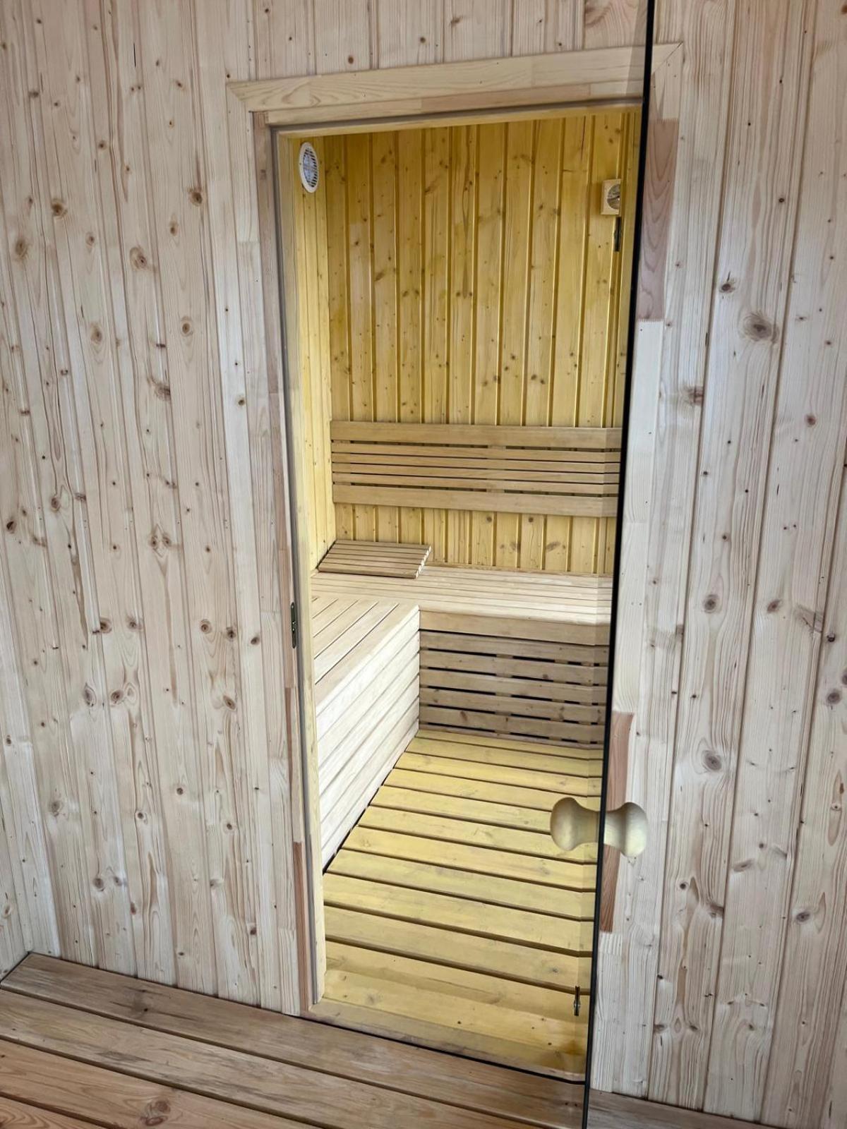 Domek Caloroczny Hawaje Nad Jeziorem Kazub Cieciorka Buitenkant foto